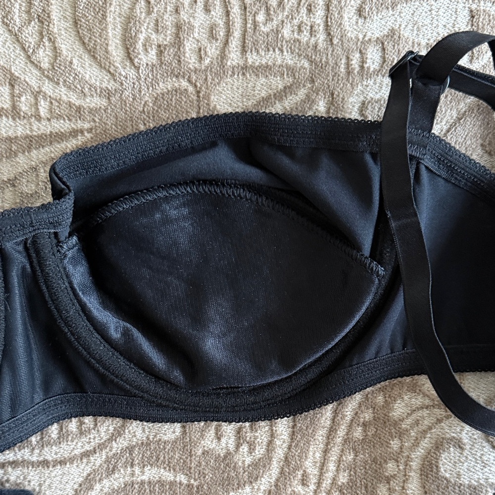 Dolce & Gabbana Black Satin Bra - Picture 9 of 9